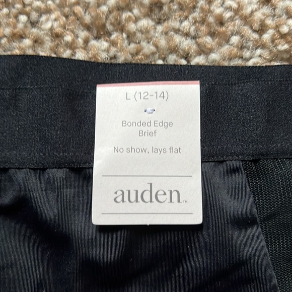 Auden Bonded Edge Brief ๐ค size L - Picture 2 of 4
